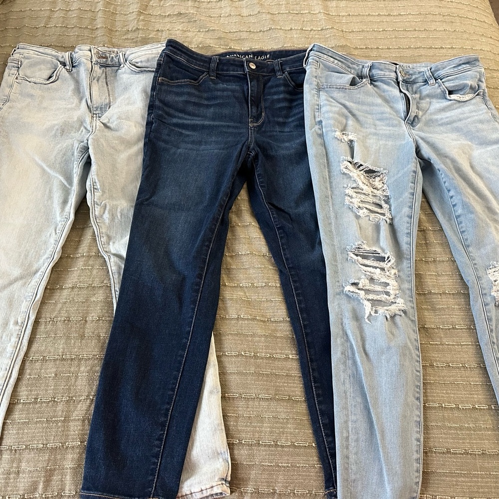 American Eagle Outfitters Women's Jeans - Dark and Light Wash Next Level Stretch